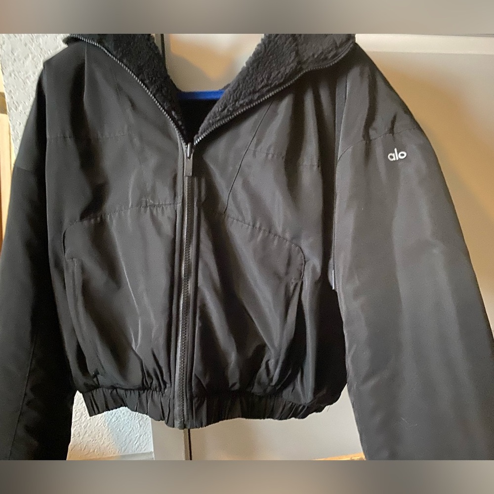 Alo Yoga Duality Reversible Sherpa Jacket Black size S